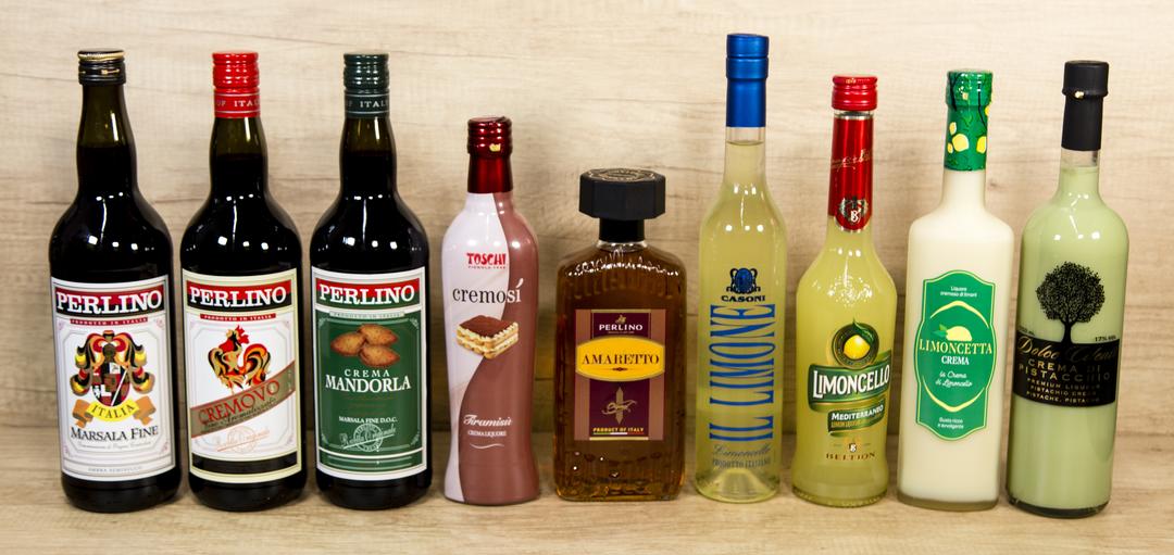 Liqueurs italiennes raffinées : amaretto, limoncello, marsala, tiramisu